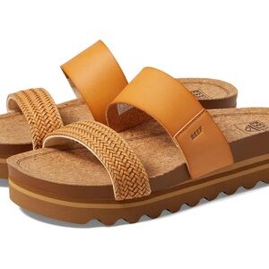 NWT! Reef Women's Cushion Vista High  Sandals